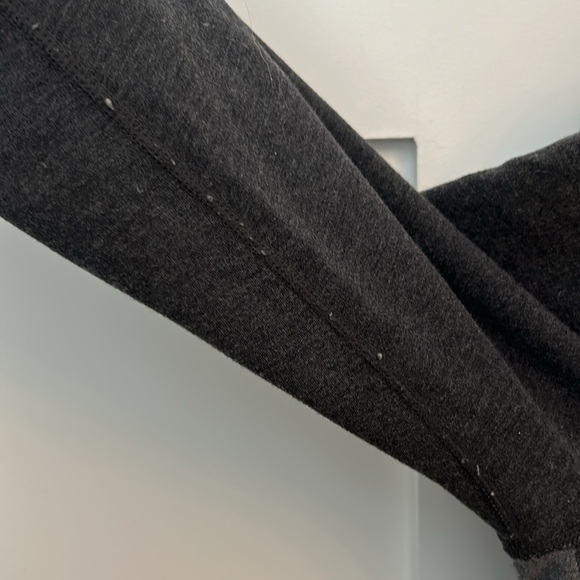 Lululemon Size 8 Grey Hoodie - Picture 6 of 7